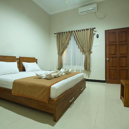 Ladiva Hotel Kuta  客房 照片